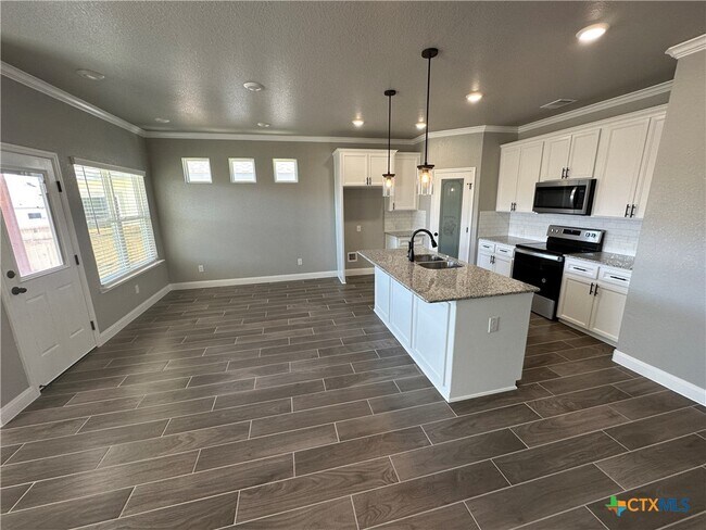 Building Photo - 1423 Curlew Ln