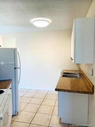 Foto del edificio - 3049 NW 9th Ave