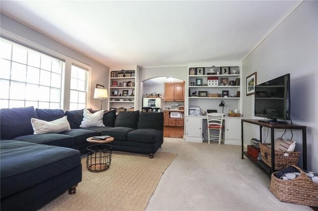Foto del edificio - 2856 Elmwood Ave