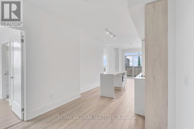 Building Photo - 89 Church St