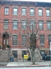 Building Photo - 169 Grand St