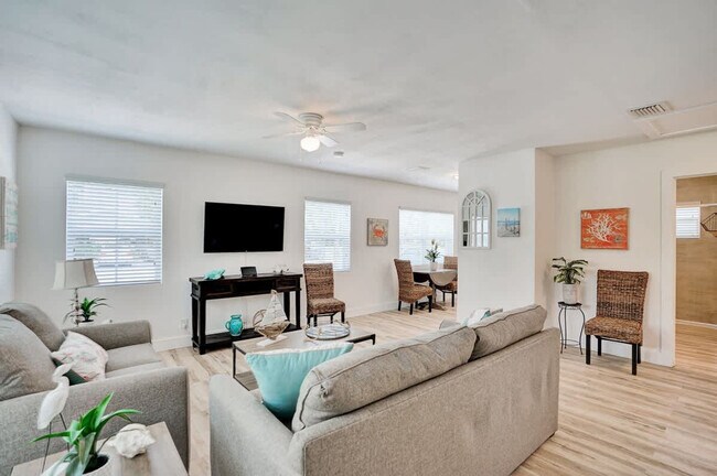 Foto del edificio - 3316 SE 4th St