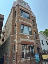 Building Photo - 2221 W 21st Pl