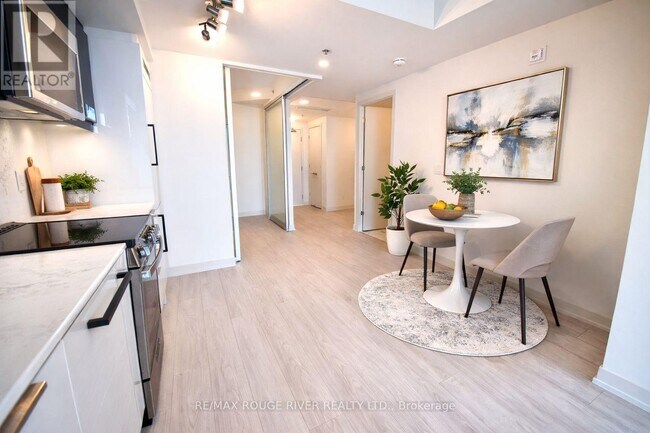 Photo du bâtiment - 90 Glen Everest Rd