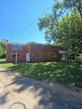Building Photo - 5601 Rodgers St