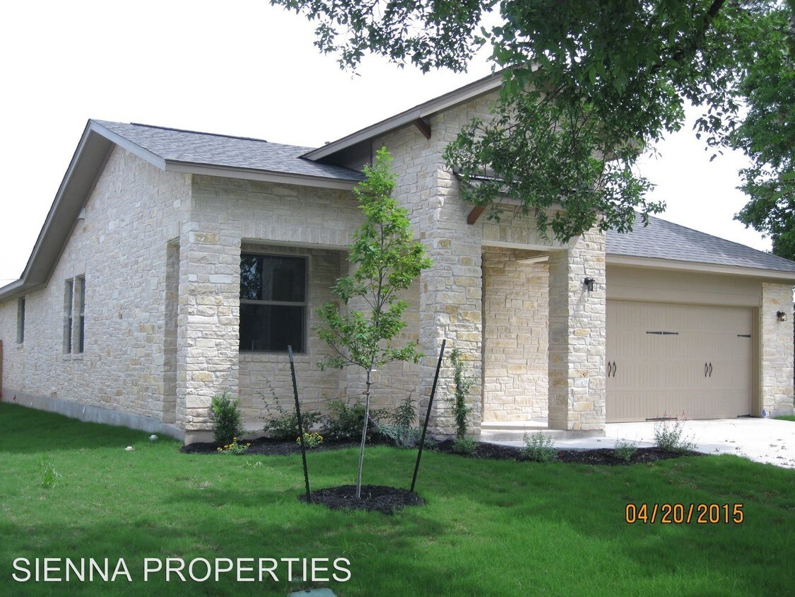 301 Bluff St, Buda, TX 78610 House Rental in Buda, TX