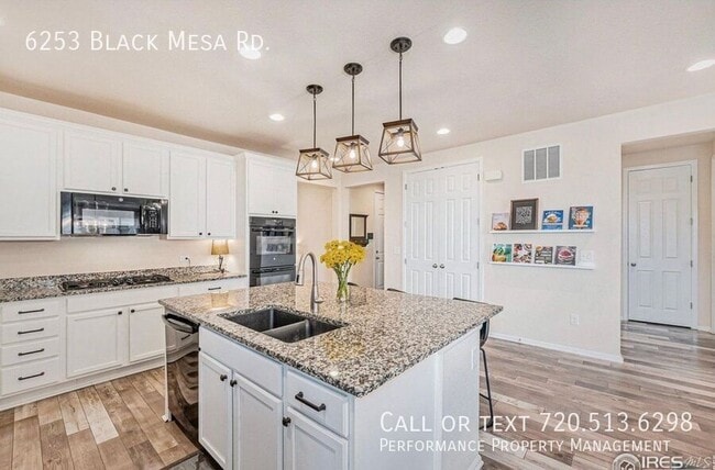 Building Photo - 6253 Black Mesa Rd