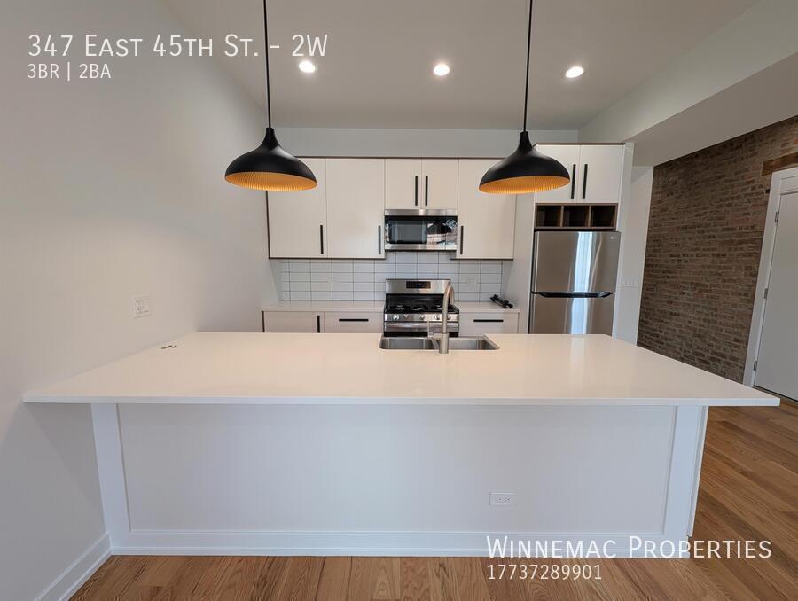 Foto del edificio - 347 E 45th St