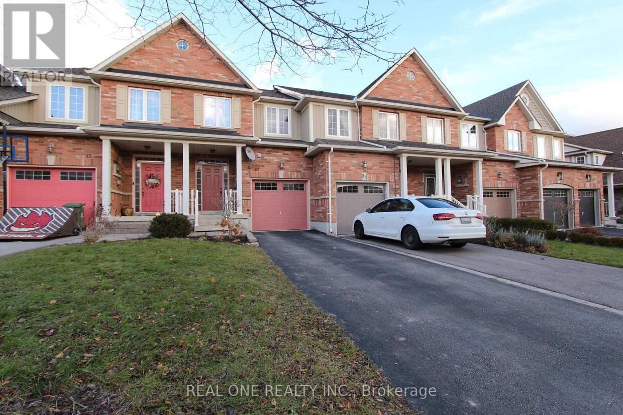Primary Photo - 19 Browview Dr