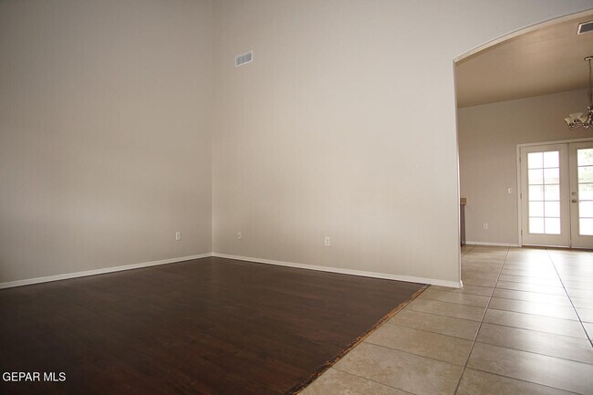 Building Photo - 5408 Pedro Lucero Dr