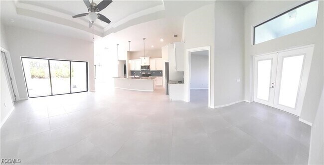 Foto del edificio - 2038 Northwest 28th Ave