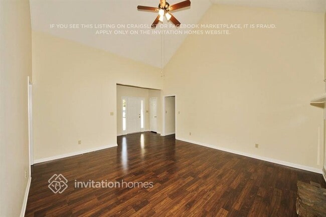 Building Photo - 1120 Jennings Dr
