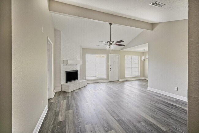 Building Photo - 4507 Tealgate Dr