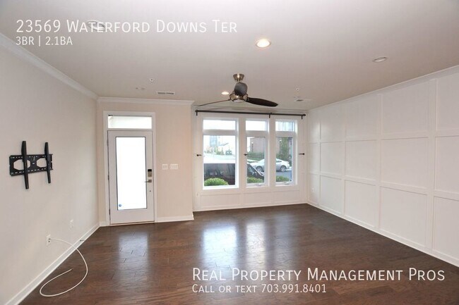 Foto del edificio - 23569 Waterford Downs Terrace