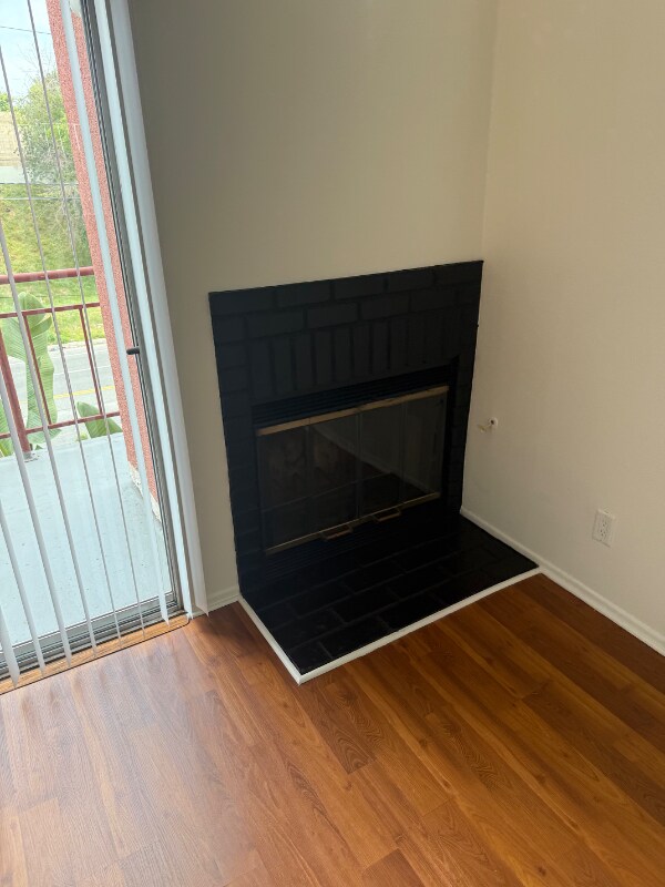 Building Photo - 6825 Haskell Ave