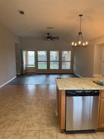 Foto del edificio - 2217 Kingsdale Ct