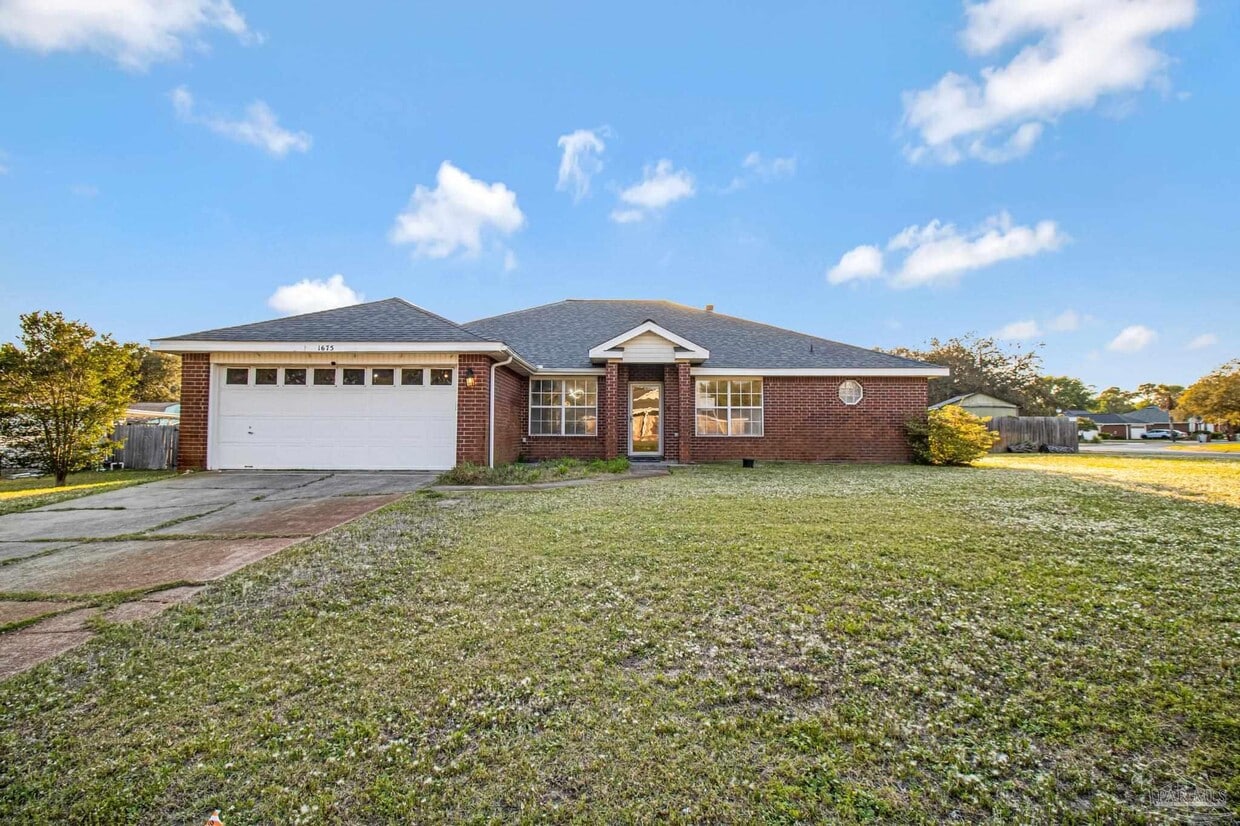 Primary Photo - 1675 Winding Shore Dr
