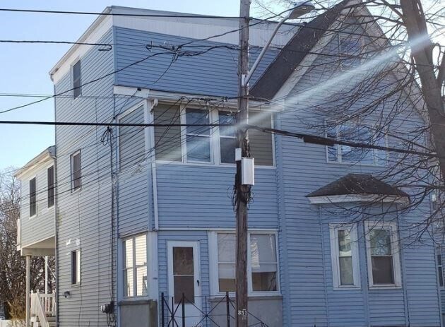 Foto del edificio - 52 Malden St