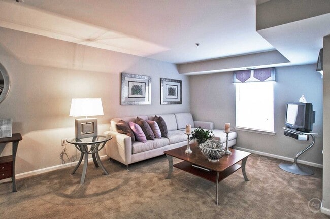 2 habitaciones, 1147 pies cuadrados, área habitable - Country Meadows Apartments