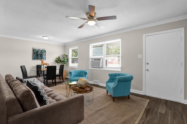 Foto del edificio - 1494 Wanda St