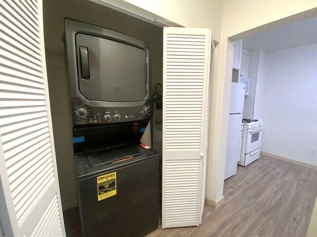 Foto del edificio - 2177 Weston Way