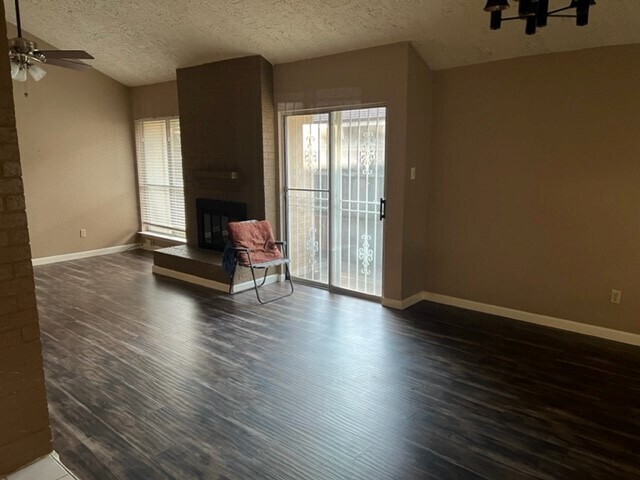 Building Photo - 11747 Yearling Dr