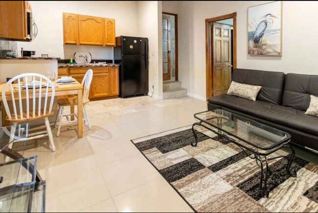 Foto del edificio - 22972 Crespi St