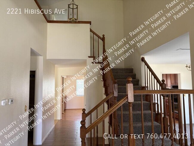 Foto del edificio - 2221 Hibiscus Ave