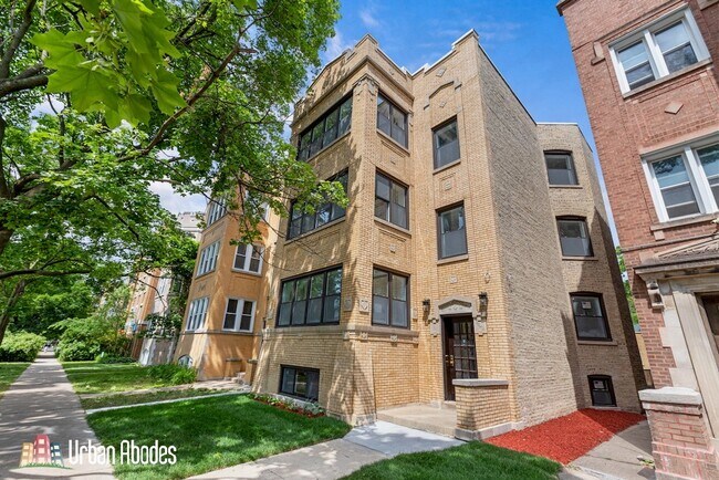 Building Photo - 6423 N Washtenaw Ave