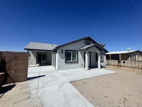 Building Photo - 5657 Rocky Rd