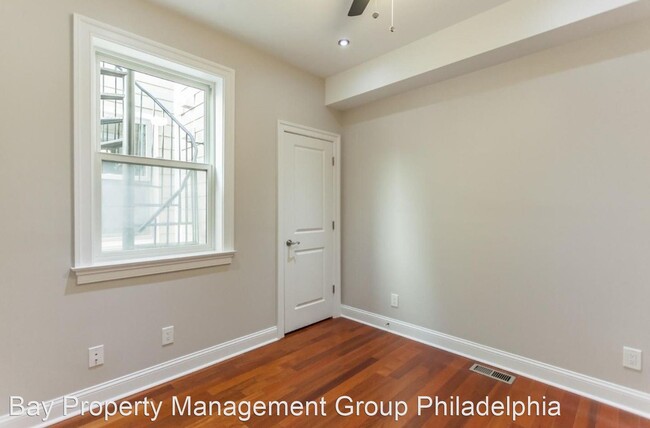 Building Photo - 2 br, 1.5 bath House - 826 N 16th St #3A
