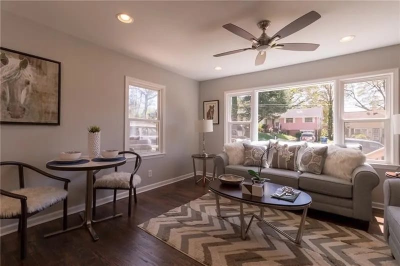 Photo - 2221 Larchwood Rd SW (Atlanta, GA)