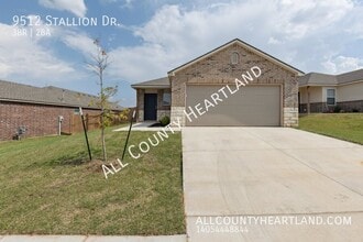 Building Photo - 9512 Stallion Dr