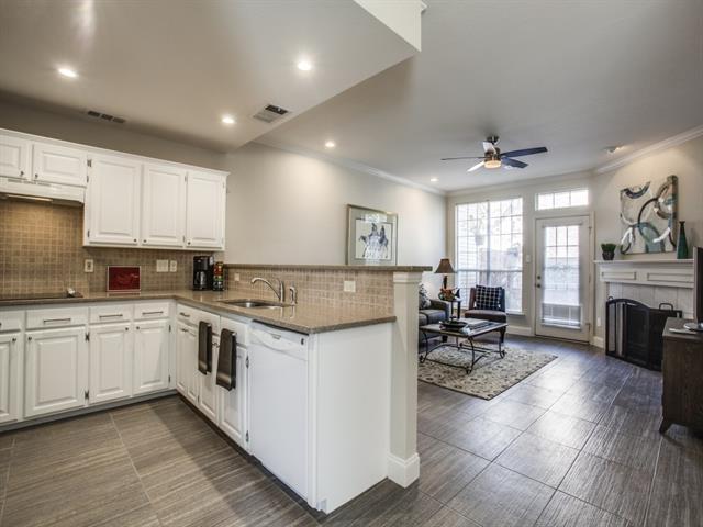 Foto del edificio - 8423 Coppertowne Ln
