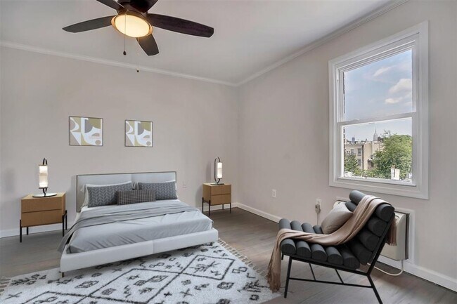 Foto del edificio - 318 Park Ave
