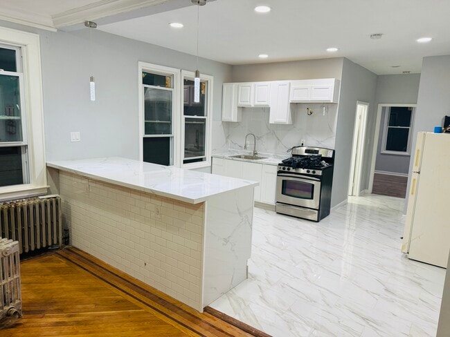 Kitchen - 15 Finlay Pl