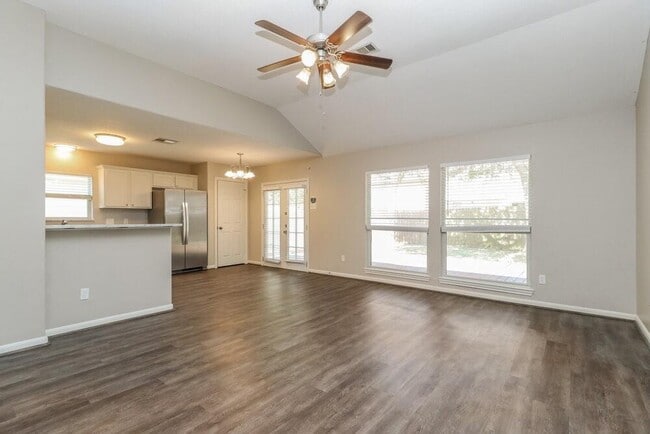 Building Photo - 1803 Northampton Dr