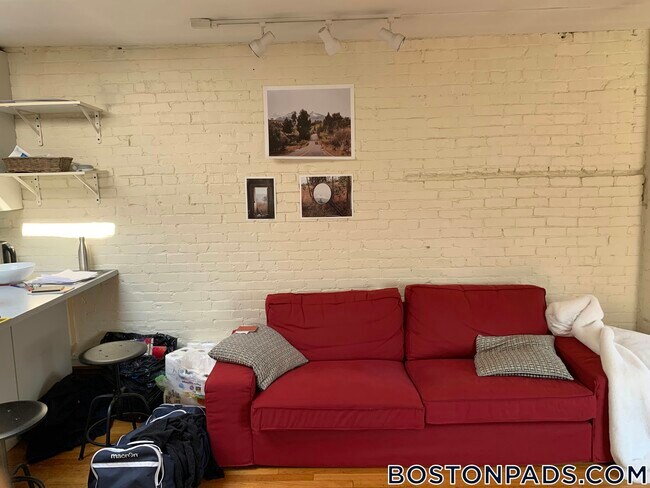 Foto del edificio - 849 Beacon St