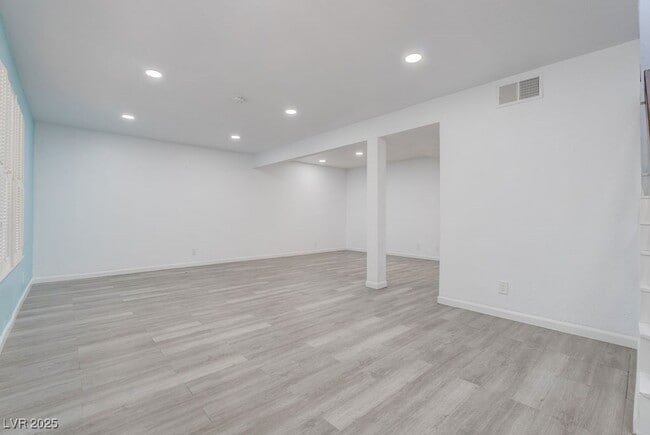 Building Photo - 3355 Zephyr Ct