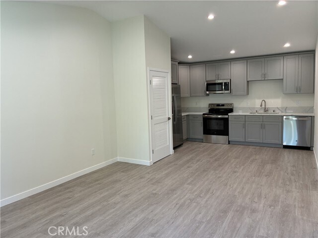 Foto del edificio - 16055 Gledhill St