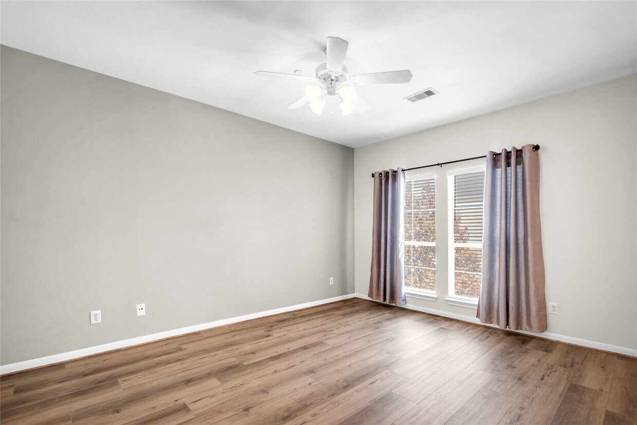 Foto del edificio - 3001 Murworth Dr