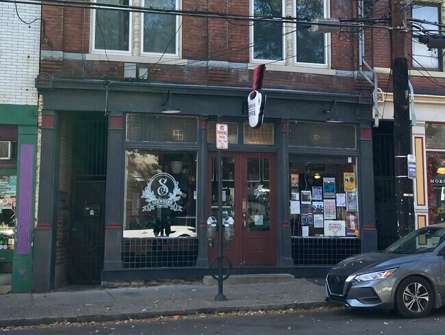 Building Photo - 4181 Hamilton Ave