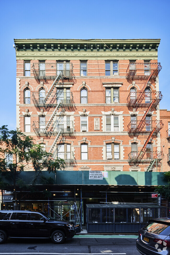 Foto del edificio - 259-263 Bleecker St