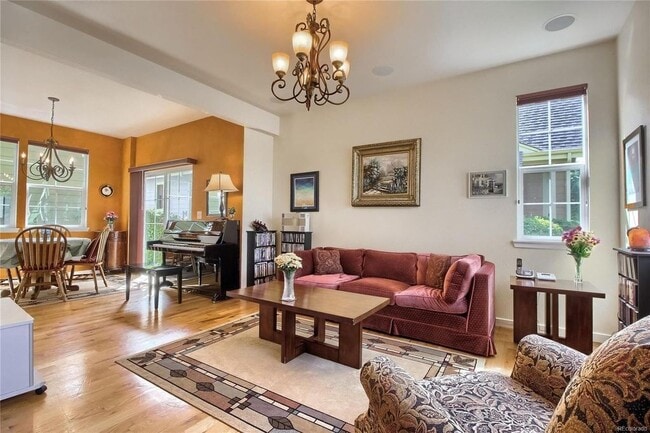 Building Photo - Terrific Two-Story Home in Broomfield!