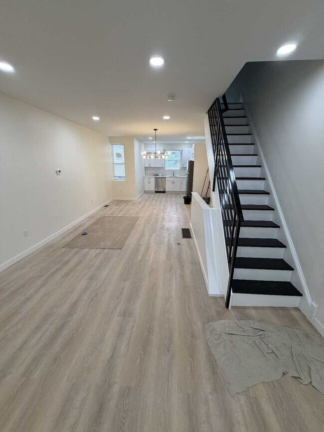 Building Photo - 6945 Limekiln Pike