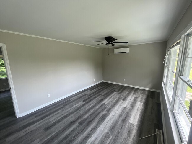 Foto del edificio - 2901 Skyline Rd