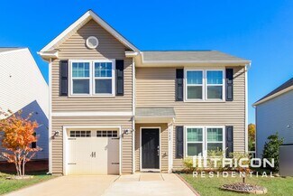 Building Photo - 1082 Bitting Hall Cir