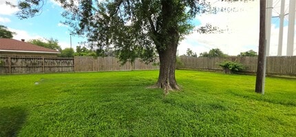 Building Photo - 13882 Foxford Way