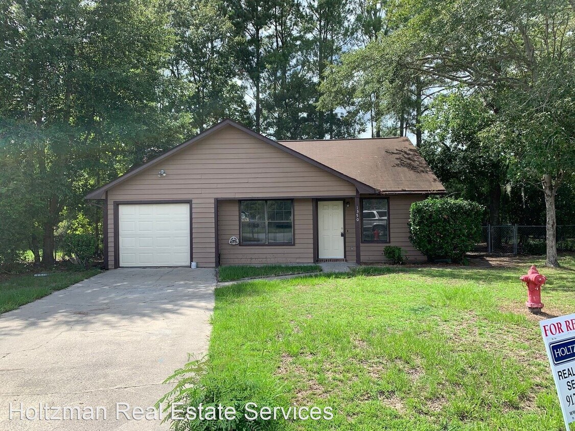 Primary Photo - 3 br, 1 bath House - 1350 Forest Lake Drive