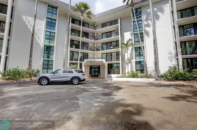 Foto del edificio - 1350 River Reach Dr